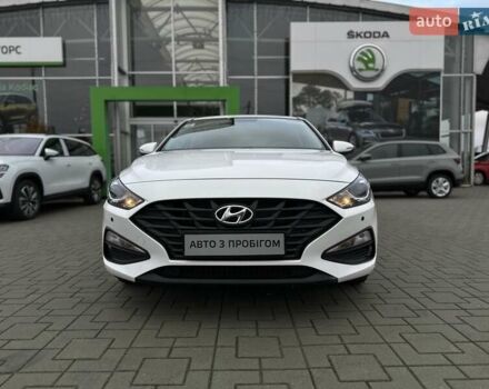 Белый Хендай i30, объемом двигателя 1.5 л и пробегом 56 тыс. км за 16843 $, фото 1 на Automoto.ua