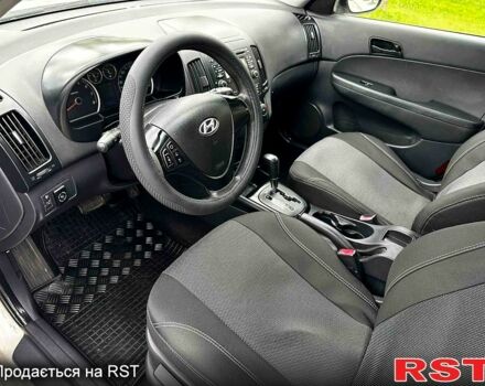Бежевый Хендай i30, объемом двигателя 1.6 л и пробегом 0 тыс. км за 5700 $, фото 3 на Automoto.ua