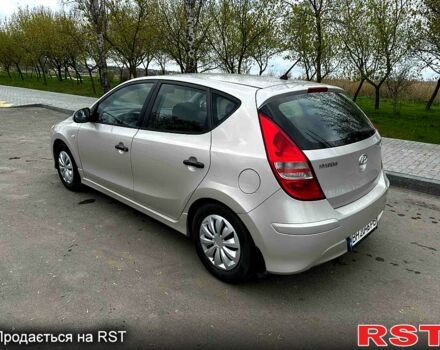 Бежевый Хендай i30, объемом двигателя 1.6 л и пробегом 0 тыс. км за 5700 $, фото 1 на Automoto.ua