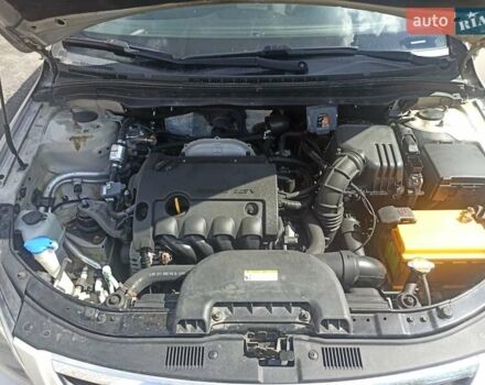 Бежевый Хендай i30, объемом двигателя 1.4 л и пробегом 195 тыс. км за 5700 $, фото 13 на Automoto.ua