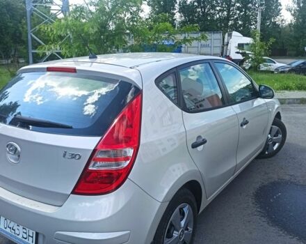 Бежевый Хендай i30, объемом двигателя 1.4 л и пробегом 195 тыс. км за 5500 $, фото 3 на Automoto.ua