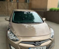 Бежевый Хендай i30, объемом двигателя 1.6 л и пробегом 118 тыс. км за 11000 $, фото 1 на Automoto.ua