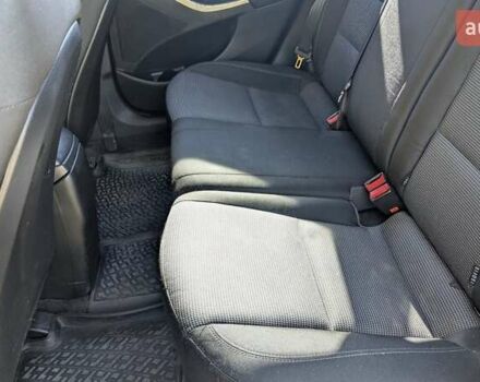 Бежевий Хендай i30, об'ємом двигуна 1.4 л та пробігом 156 тис. км за 8000 $, фото 13 на Automoto.ua