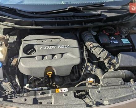 Бежевий Хендай i30, об'ємом двигуна 1.4 л та пробігом 156 тис. км за 8000 $, фото 6 на Automoto.ua