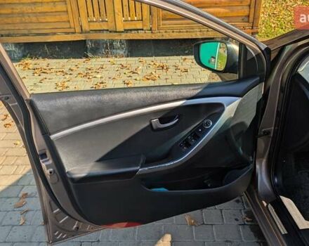 Бежевий Хендай i30, об'ємом двигуна 1.4 л та пробігом 156 тис. км за 8000 $, фото 10 на Automoto.ua