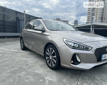 Бежевий Хендай i30, об'ємом двигуна 1.6 л та пробігом 28 тис. км за 16900 $, фото 7 на Automoto.ua