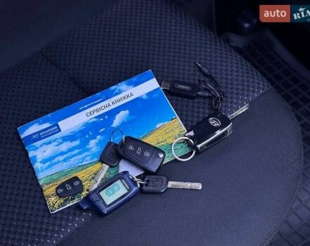 Бежевий Хендай i30, об'ємом двигуна 1.58 л та пробігом 254 тис. км за 7500 $, фото 22 на Automoto.ua