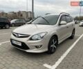Бежевый Хендай i30, объемом двигателя 1.59 л и пробегом 283 тыс. км за 7400 $, фото 1 на Automoto.ua