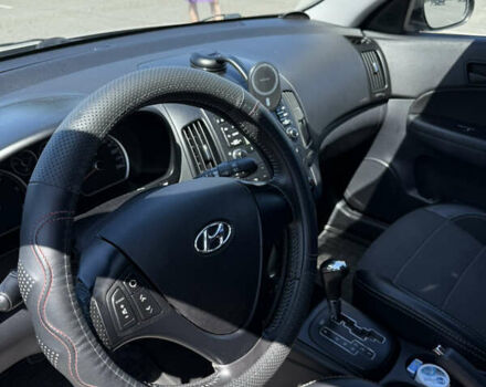 Бежевый Хендай i30, объемом двигателя 1.58 л и пробегом 250 тыс. км за 7999 $, фото 16 на Automoto.ua