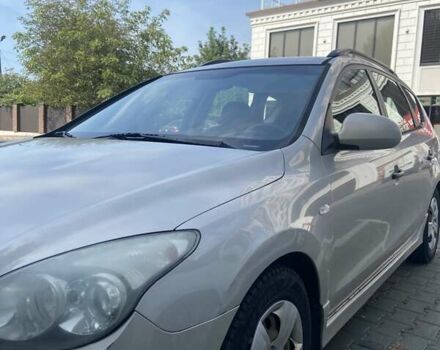 Бежевый Хендай i30, объемом двигателя 1.58 л и пробегом 358 тыс. км за 5500 $, фото 3 на Automoto.ua