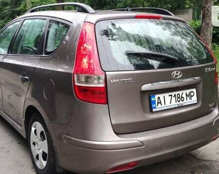 Бежевий Хендай i30, об'ємом двигуна 1.6 л та пробігом 290 тис. км за 6999 $, фото 7 на Automoto.ua