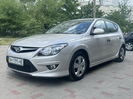 Хендай i30 2010 в Днепре (Днепропетровске) на Automoto.ua Бежевый Хендай i30, объемом двигателя 1.6 л и пробегом 38 тыс. км за 8900 $, фото 1 на Automoto.ua