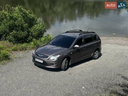 Хендай i30 2011 в Днепре (Днепропетровске) на Automoto.ua Бежевый Хендай i30, объемом двигателя 1.59 л и пробегом 175 тыс. км за 6800 $, фото 1 на Automoto.ua
