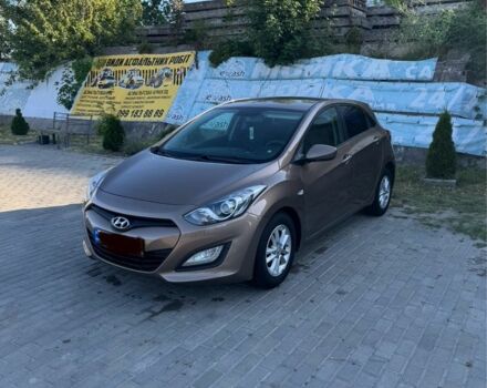 Бежевый Хендай i30, объемом двигателя 1.4 л и пробегом 210 тыс. км за 6500 $, фото 1 на Automoto.ua