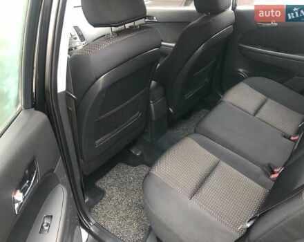 Черный Хендай i30, объемом двигателя 1.59 л и пробегом 150 тыс. км за 5950 $, фото 4 на Automoto.ua