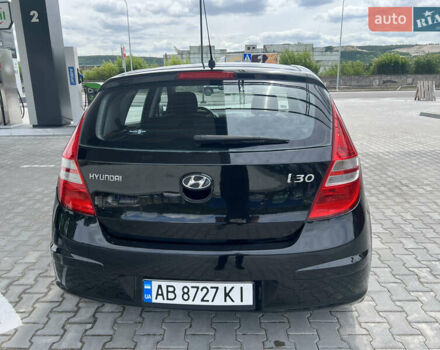 Черный Хендай i30, объемом двигателя 1.6 л и пробегом 193 тыс. км за 6799 $, фото 5 на Automoto.ua