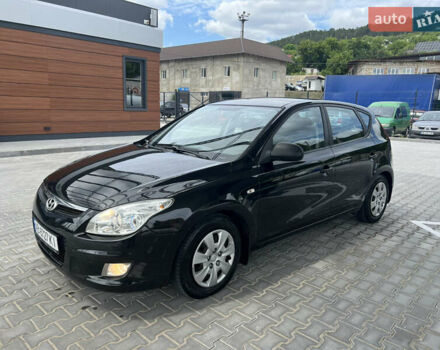 Черный Хендай i30, объемом двигателя 1.6 л и пробегом 193 тыс. км за 6799 $, фото 1 на Automoto.ua