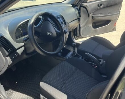 Чорний Хендай i30, об'ємом двигуна 1.6 л та пробігом 303 тис. км за 4700 $, фото 7 на Automoto.ua