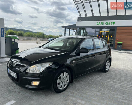 Черный Хендай i30, объемом двигателя 1.6 л и пробегом 193 тыс. км за 6799 $, фото 9 на Automoto.ua