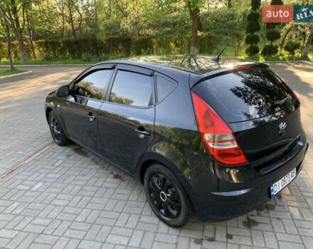 Черный Хендай i30, объемом двигателя 1.6 л и пробегом 233 тыс. км за 6099 $, фото 8 на Automoto.ua