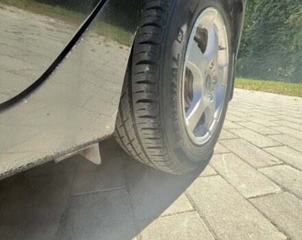 Чорний Хендай i30, об'ємом двигуна 1.6 л та пробігом 303 тис. км за 4700 $, фото 19 на Automoto.ua