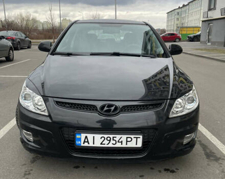 Черный Хендай i30, объемом двигателя 1.98 л и пробегом 227 тыс. км за 6500 $, фото 3 на Automoto.ua