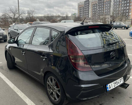 Черный Хендай i30, объемом двигателя 1.98 л и пробегом 227 тыс. км за 6500 $, фото 7 на Automoto.ua