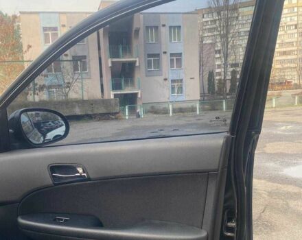Черный Хендай i30, объемом двигателя 1.6 л и пробегом 223 тыс. км за 5600 $, фото 13 на Automoto.ua