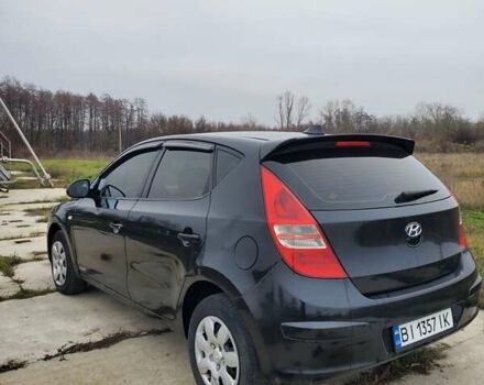 Чорний Хендай i30, об'ємом двигуна 1.6 л та пробігом 365 тис. км за 5000 $, фото 5 на Automoto.ua