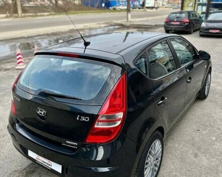 Черный Хендай i30, объемом двигателя 1.6 л и пробегом 191 тыс. км за 7500 $, фото 37 на Automoto.ua