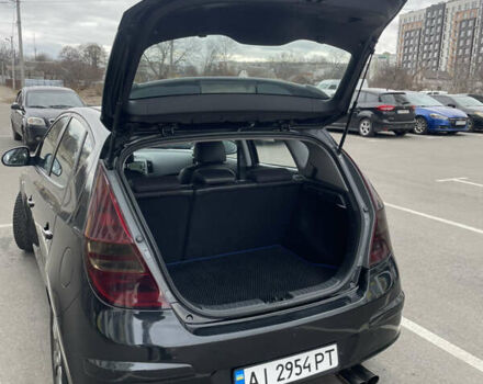 Черный Хендай i30, объемом двигателя 1.98 л и пробегом 227 тыс. км за 6500 $, фото 9 на Automoto.ua