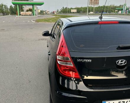 Чорний Хендай i30, об'ємом двигуна 1.6 л та пробігом 140 тис. км за 6700 $, фото 9 на Automoto.ua