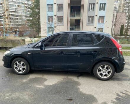 Черный Хендай i30, объемом двигателя 1.6 л и пробегом 223 тыс. км за 5600 $, фото 3 на Automoto.ua