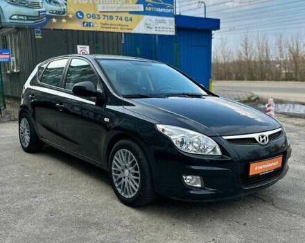 Черный Хендай i30, объемом двигателя 1.6 л и пробегом 191 тыс. км за 7500 $, фото 5 на Automoto.ua