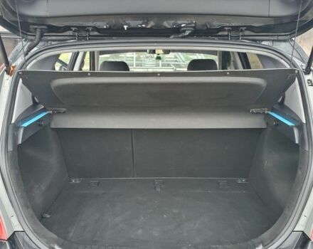 Чорний Хендай i30, об'ємом двигуна 1.6 л та пробігом 365 тис. км за 5000 $, фото 15 на Automoto.ua