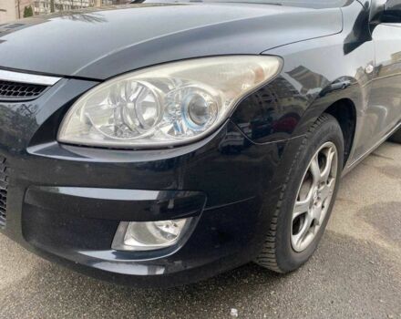 Черный Хендай i30, объемом двигателя 1.6 л и пробегом 223 тыс. км за 5600 $, фото 9 на Automoto.ua