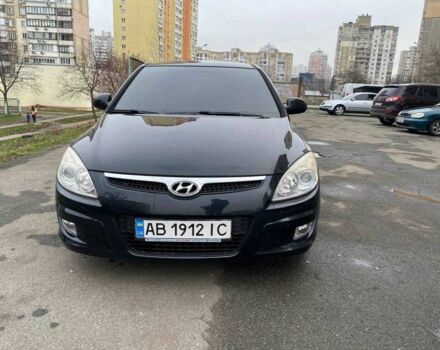 Черный Хендай i30, объемом двигателя 1.6 л и пробегом 223 тыс. км за 5600 $, фото 5 на Automoto.ua
