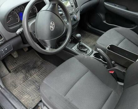 Черный Хендай i30, объемом двигателя 1.4 л и пробегом 174 тыс. км за 4800 $, фото 1 на Automoto.ua