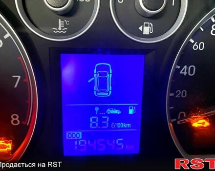 Чорний Хендай i30, об'ємом двигуна 1.4 л та пробігом 194 тис. км за 6000 $, фото 6 на Automoto.ua