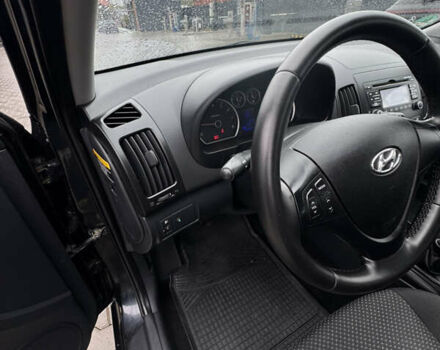 Чорний Хендай i30, об'ємом двигуна 0 л та пробігом 122 тис. км за 5700 $, фото 19 на Automoto.ua