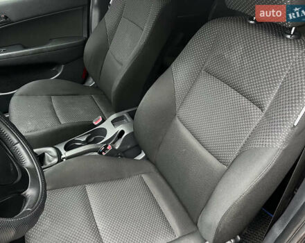 Черный Хендай i30, объемом двигателя 1.4 л и пробегом 240 тыс. км за 6000 $, фото 13 на Automoto.ua