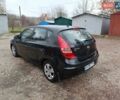 Черный Хендай i30, объемом двигателя 1.4 л и пробегом 314 тыс. км за 5650 $, фото 13 на Automoto.ua