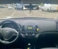 Черный Хендай i30, объемом двигателя 1.4 л и пробегом 240 тыс. км за 6500 $, фото 8 на Automoto.ua