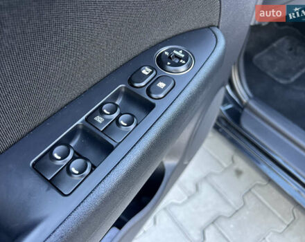 Черный Хендай i30, объемом двигателя 1.4 л и пробегом 167 тыс. км за 6299 $, фото 42 на Automoto.ua