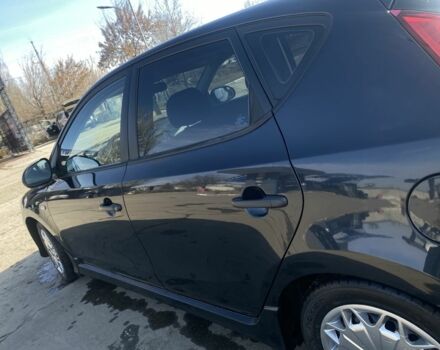 Черный Хендай i30, объемом двигателя 1.4 л и пробегом 210 тыс. км за 6400 $, фото 3 на Automoto.ua