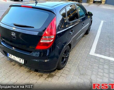 Чорний Хендай i30, об'ємом двигуна 1.4 л та пробігом 194 тис. км за 6000 $, фото 1 на Automoto.ua
