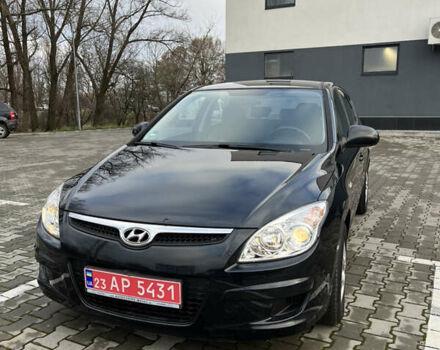 Черный Хендай i30, объемом двигателя 1.4 л и пробегом 140 тыс. км за 6300 $, фото 1 на Automoto.ua