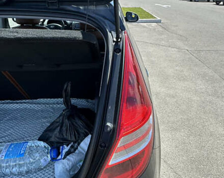 Черный Хендай i30, объемом двигателя 1.6 л и пробегом 194 тыс. км за 9700 $, фото 38 на Automoto.ua