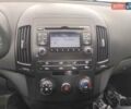 Черный Хендай i30, объемом двигателя 1.4 л и пробегом 160 тыс. км за 5999 $, фото 24 на Automoto.ua