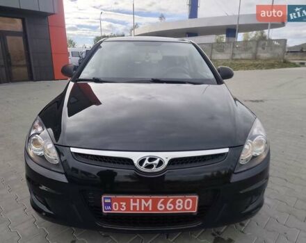 Черный Хендай i30, объемом двигателя 1.4 л и пробегом 160 тыс. км за 5999 $, фото 2 на Automoto.ua